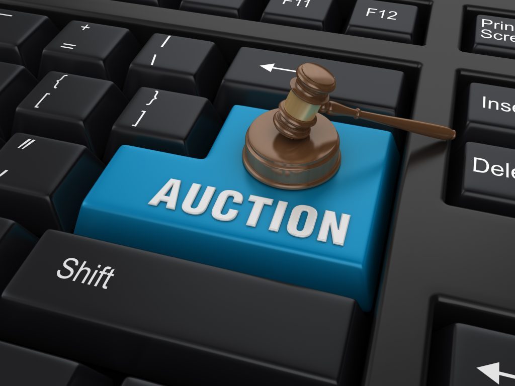 How do online auctions work?