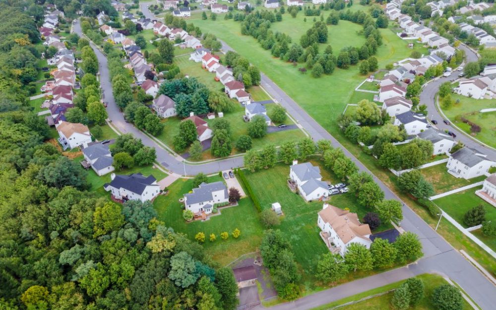 Regional values boom as top-end property drives rise in capital cities Regional values boom as top-end property drives rise in capital cities